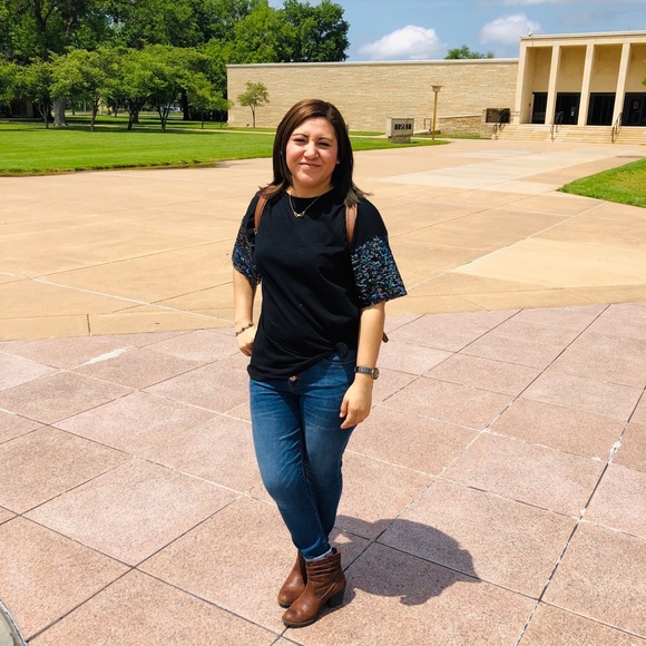 Meet your Posher, Mavis - Picture 2 of 8